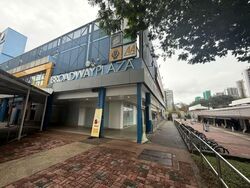 Broadway Cinema (D20), Retail #557168491